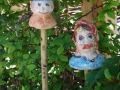 Kinder töpfern Gartenstecker selbst